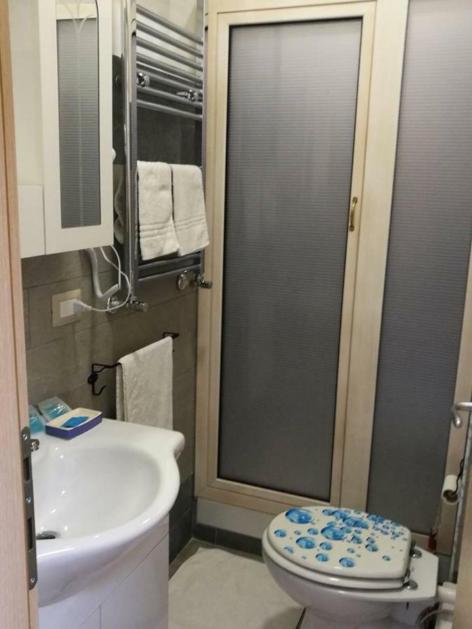 B&B Fratelli Nicoli Rzym Zewnętrze zdjęcie