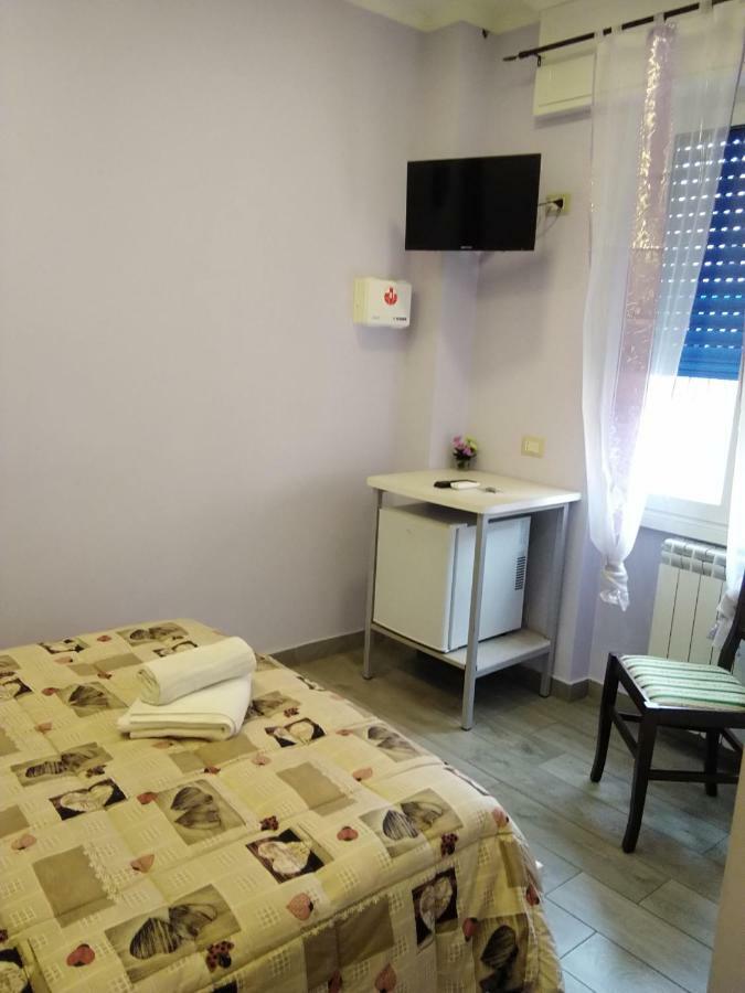 B&B Fratelli Nicoli Rzym Zewnętrze zdjęcie
