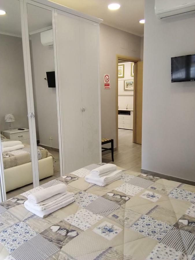 B&B Fratelli Nicoli Rzym Zewnętrze zdjęcie